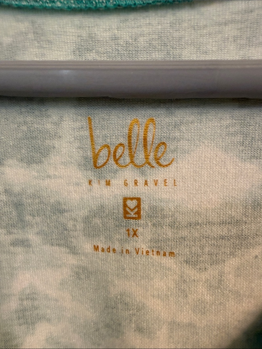 Belle by Kim Gravel Teal Patterned V-Neck Long Sleeve Top - Picture 2 of 3